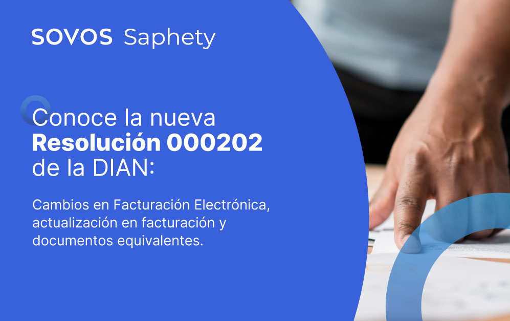 Hombre señalando con el dedo unas hojas sobre la mesa sobre la resolución 000202