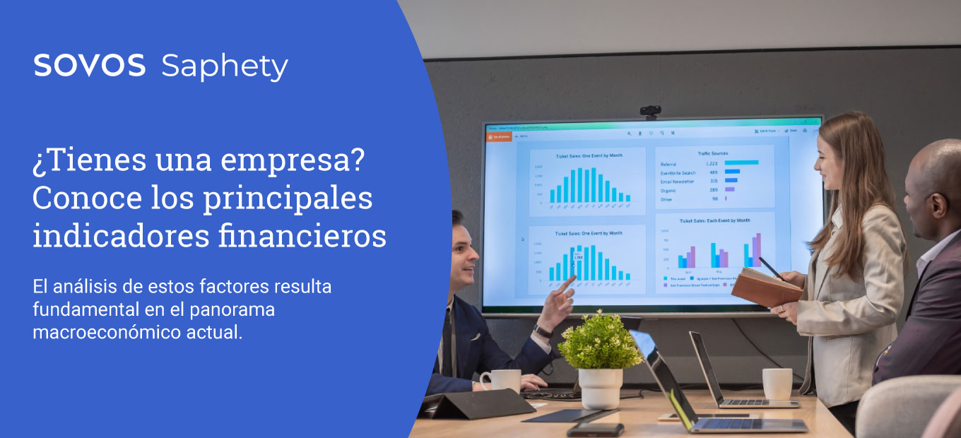 Equipo de profesionales revisando los principales indicadores financieros para evaluar el desempeño y la toma de decisiones empresariales.