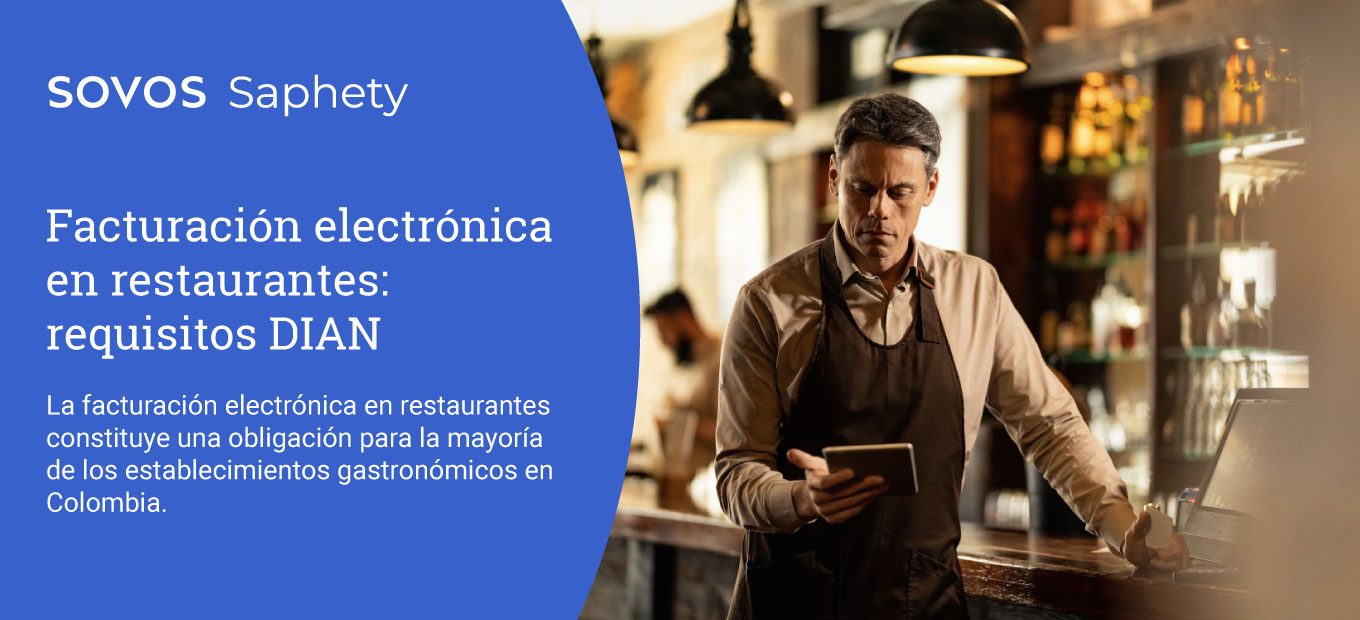 Barista utilizando una tablet en el mostrador para gestionar la facturación electrónica en restaurantes y cumplir con los requisitos de la DIAN.